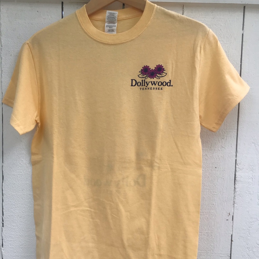 Dolly Parton Dollywood Tennessee Short Sleeve Top